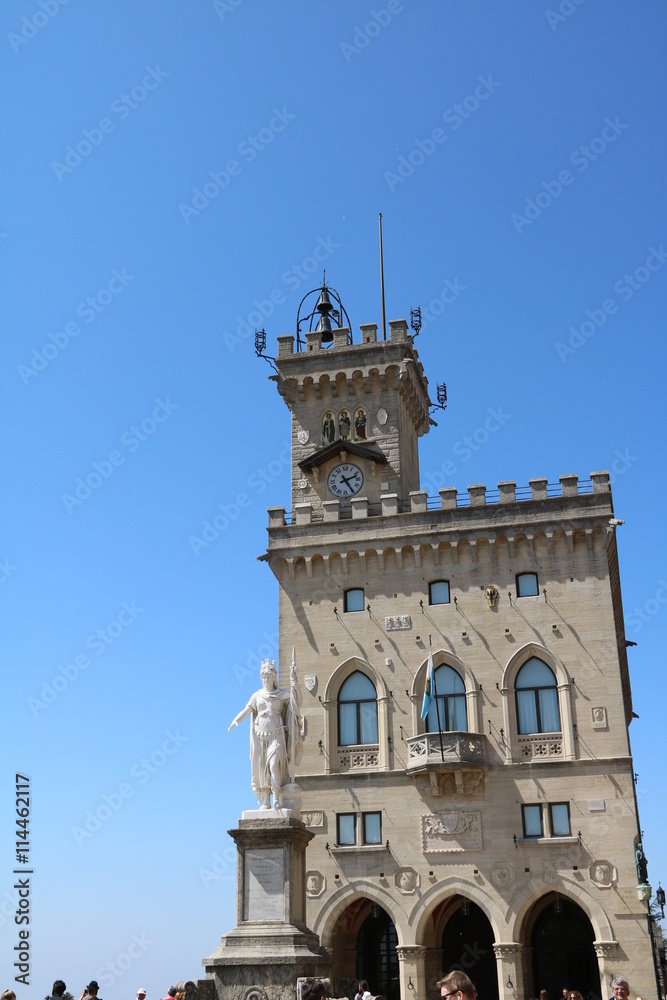 Statua della Libertà and Palazzo Pubblico at Contrada del Pianello in San Marino 