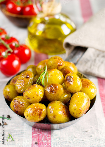 Roasted baby potatoes with rosemary photo