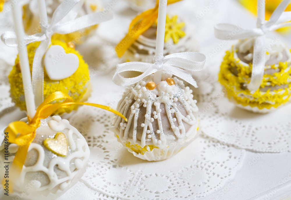 Handmade Cake Pops Handmade Cake Pops