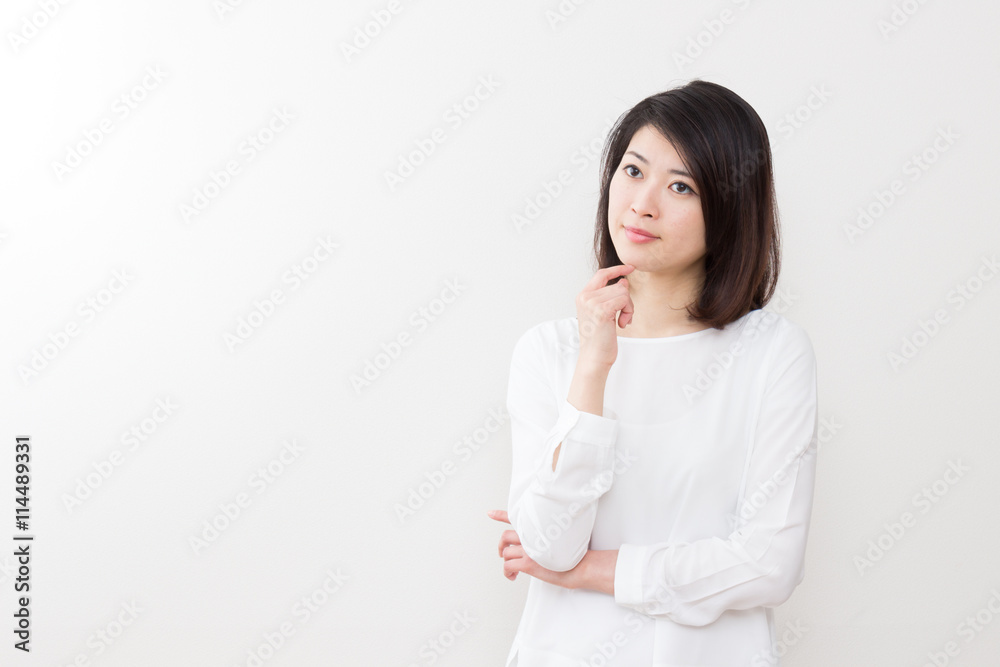 若い女性 若い女性