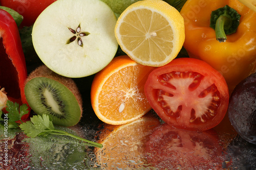 Fototapeta Naklejka Na Ścianę i Meble -  fruit vegetables