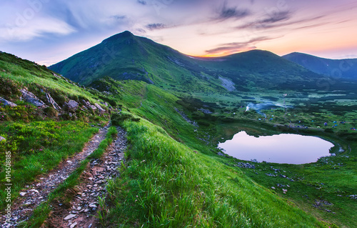 Fototapeta Naklejka Na Ścianę i Meble -  Mountains landscape