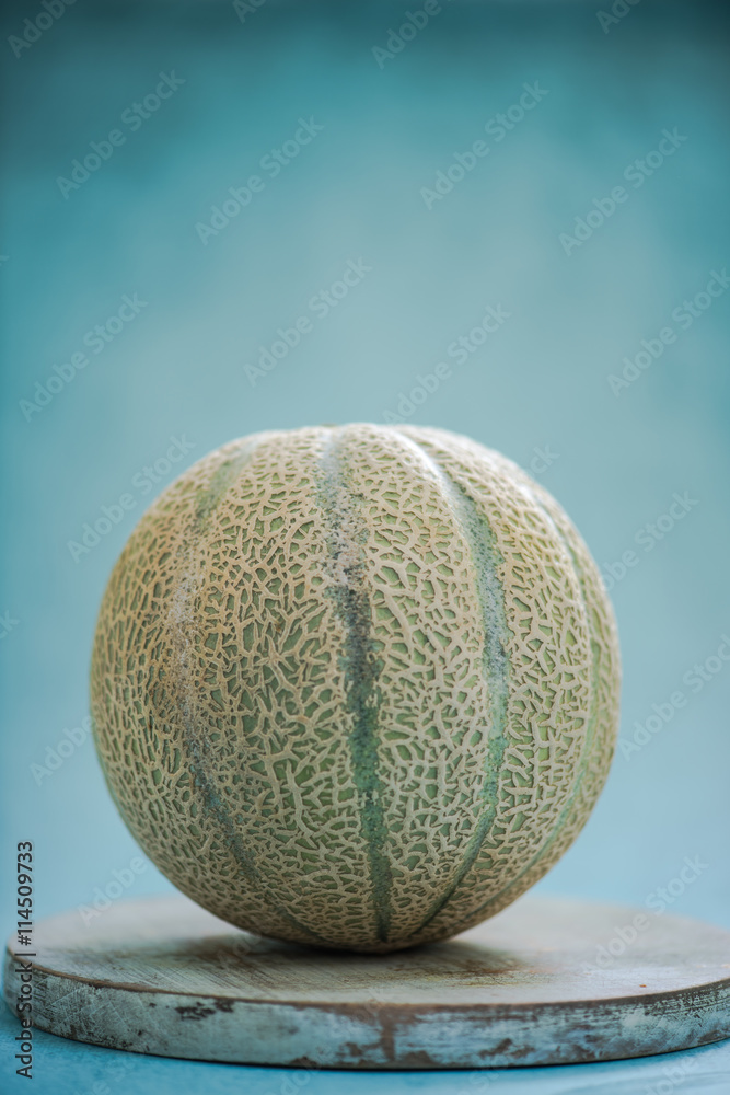 whole cantaloupe melon whole cantaloupe melon