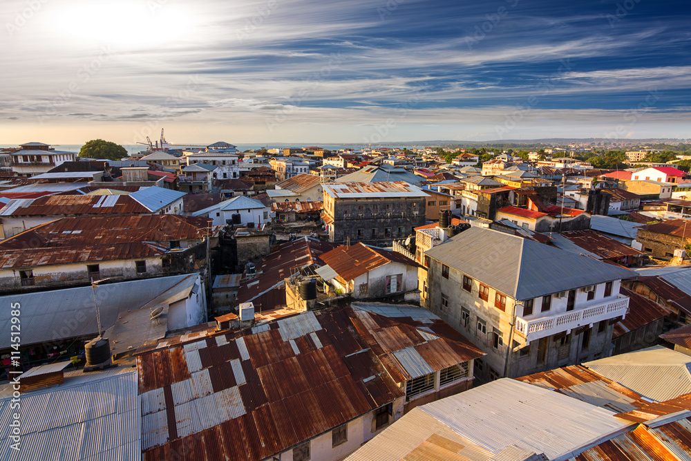 Fototapeta premium city rooftops zanzibar