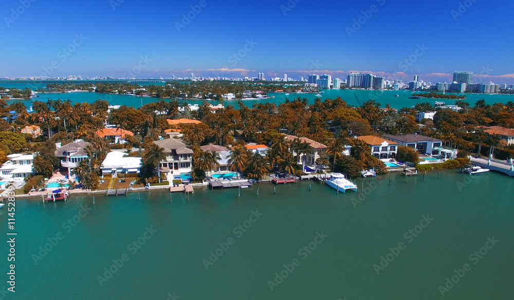 Panoramic aerial view of Palm Island, Miami - Florida