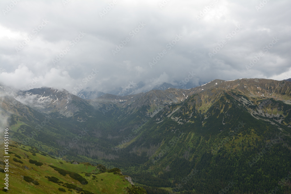Liptowska valley, peaks and clouds