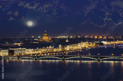 Evening view from the Neva river to St. Isaac's Cathedral and the Bridge © Mariana Ianovska