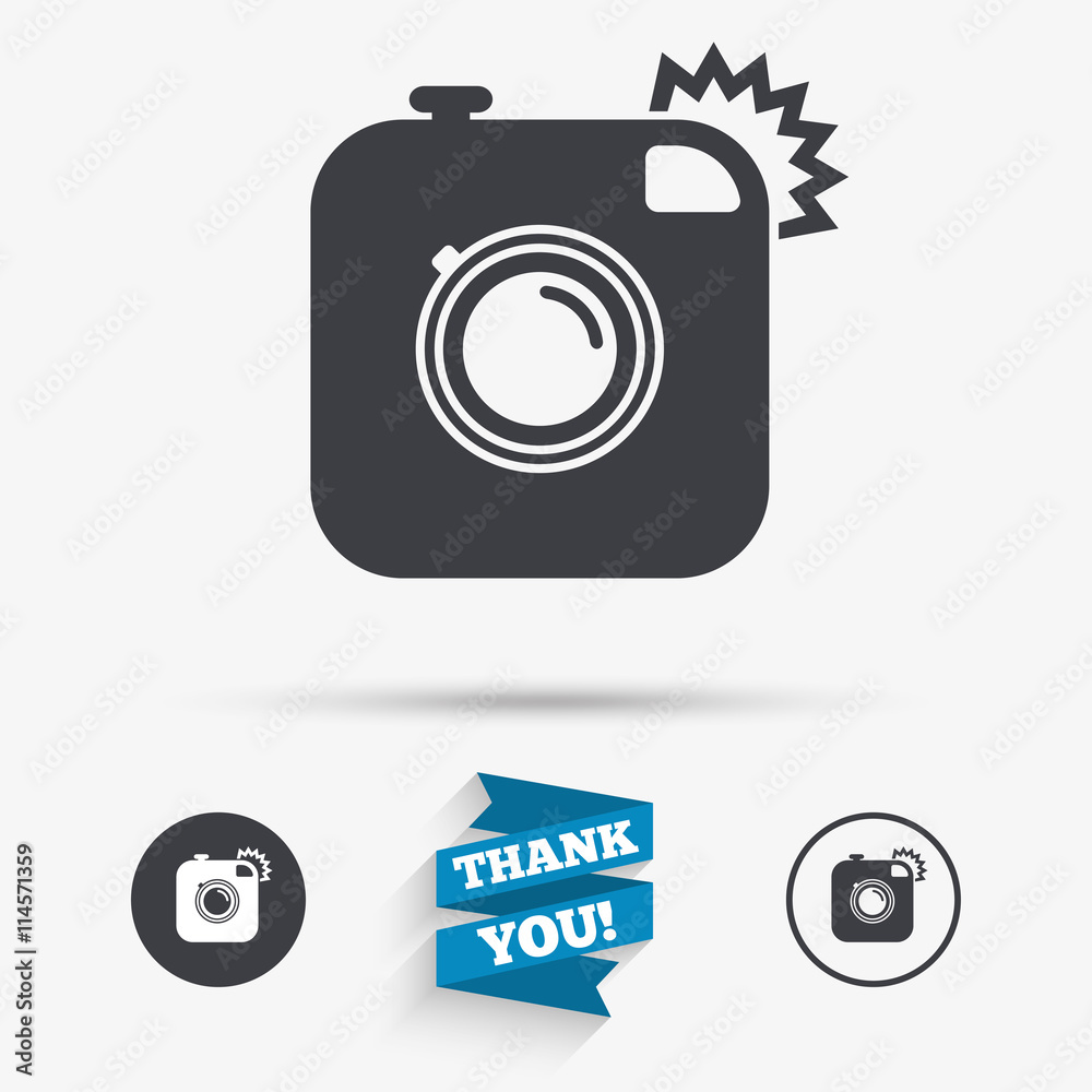 Hipster photo camera sign icon. Retro camera.