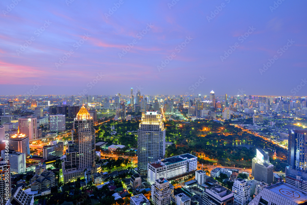 Thailand Landscape : Bangkok business center at dusk