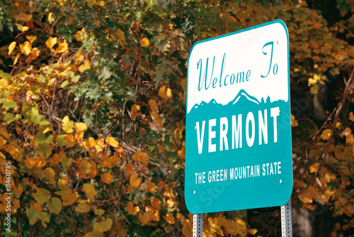 Vermont state welcome sign photo