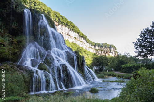 Cascade des tufs de Baume-les-messieurs