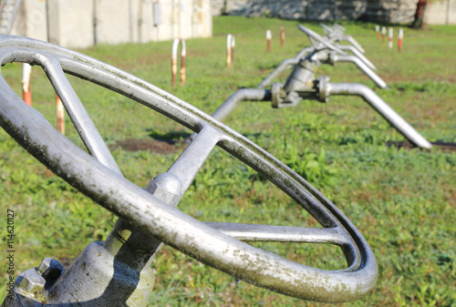 big gate valves for the closing of the pipe