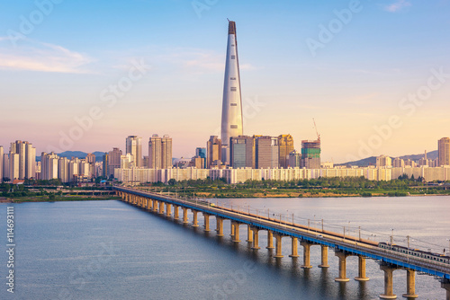 Obraz na płótnie Seoul Subway and Seoul City Skyline, South korea w salonie