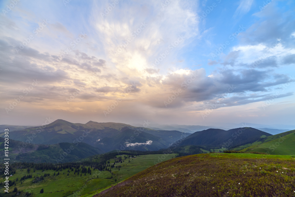 Obraz premium Black stormy sky in the rain in the mountains.
