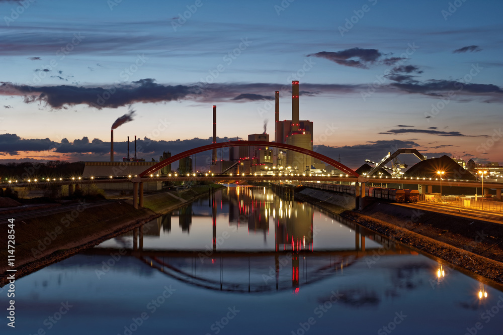 Coal-fired power plant at Mannheim in Germany.
