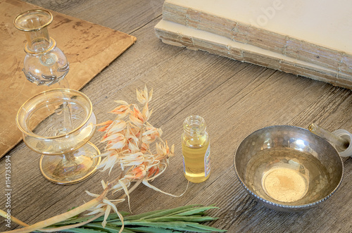 Preparazione artigianale profumo di nicchia. Profumeria e aromaterapia. photo