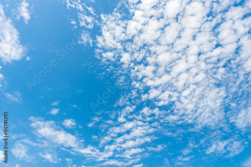 blue sky with cloud © bouybin