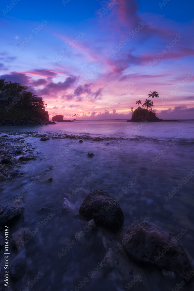 Fototapeta premium Tropical coast at sunrise