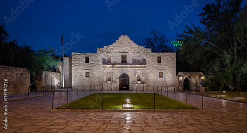 Schilderij op canvas The Alamo, originally known as Mission San Antonio de Valero, in San Antonio, Te
