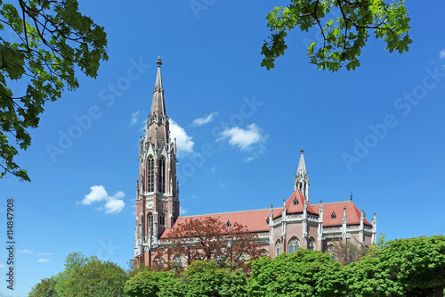 Die Heilig-Kreuz-Kirche in München Giesing