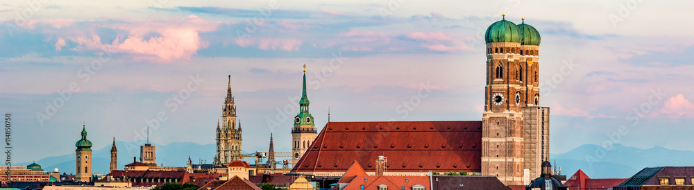 München Panorama Skyline Frauenkirche - obrazy, fototapety, plakaty 
