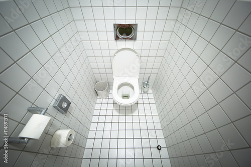 bagno piccolo bianco