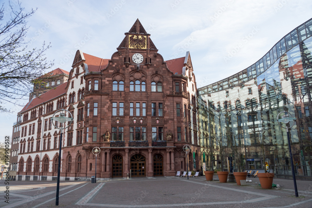 Altes Rathaus und Berswordt-Halle in Dortmund, Nordrhein-Westfalen