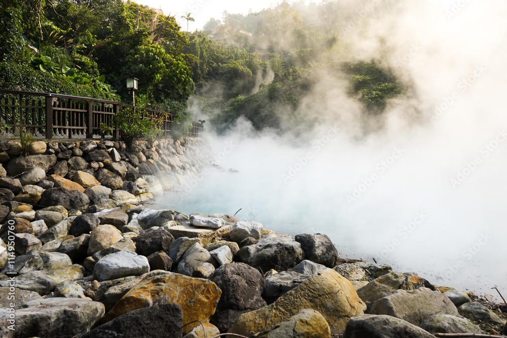 Obraz premium Hot steam at thermal valley