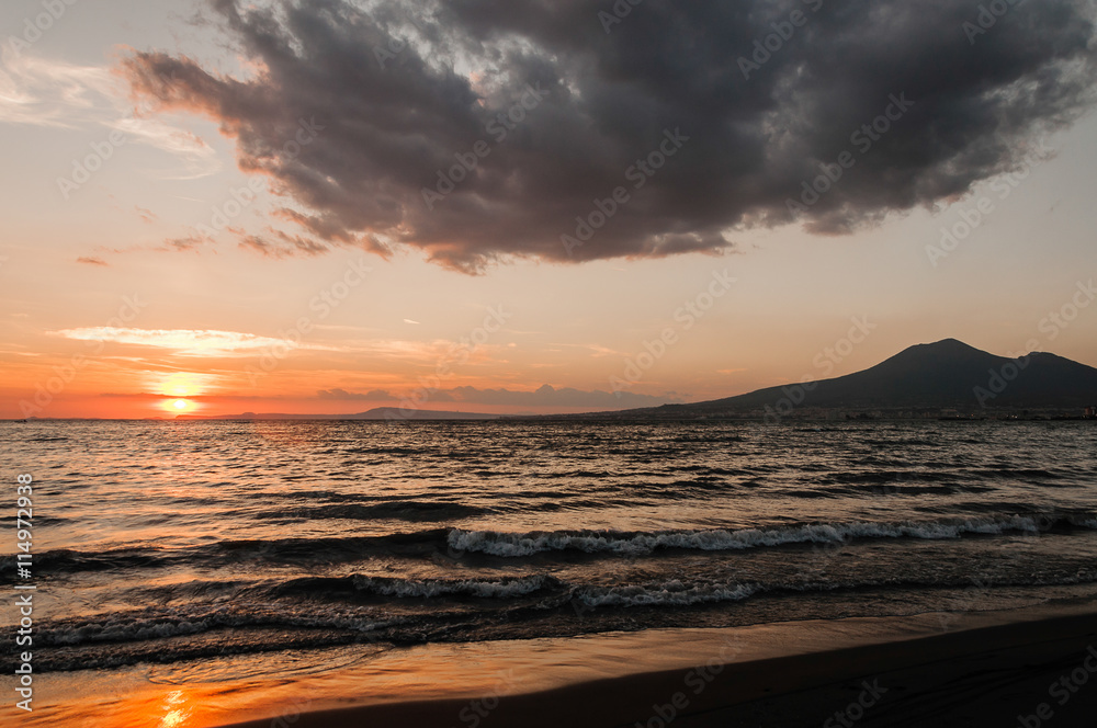 Fototapeta premium Vesuvius at sunset