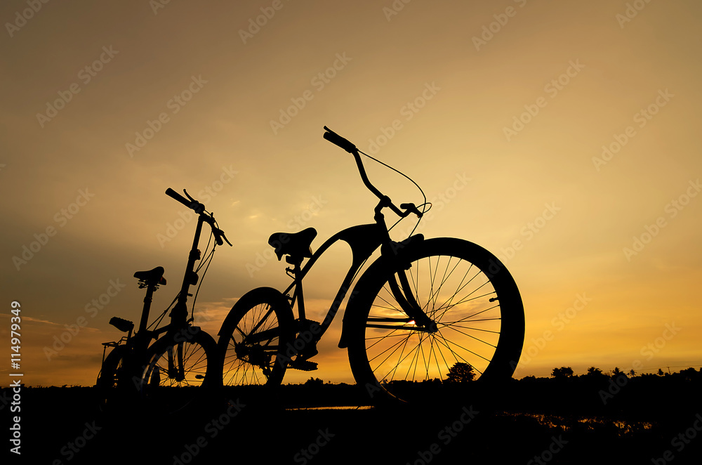 Obraz premium Silhouette bike