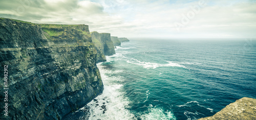 Photo famous cliffs of moher, west coast of ireland