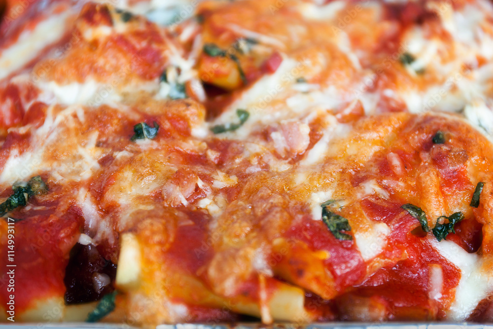 Baked pasta with tomato and mozzarella Baked pasta with tomato and mozzarella