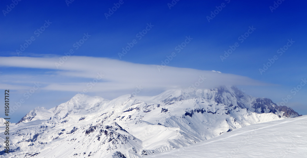 Panoramic view on off-piste slope
