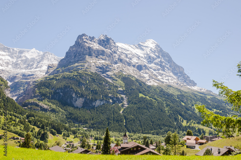 Grindelwald, Dorf, Dorfkirche, Alpen, Eiger, Eigernordwand, Grindelwaldgletscher, Wanderung, Sommer, Berner Oberland, Schweiz