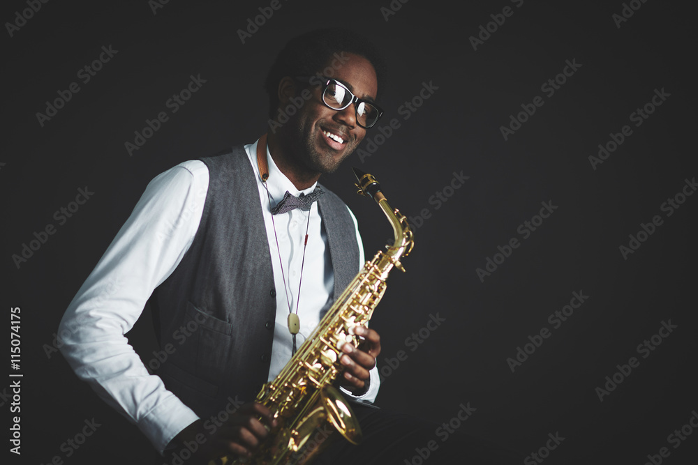 Naklejka premium Sax player