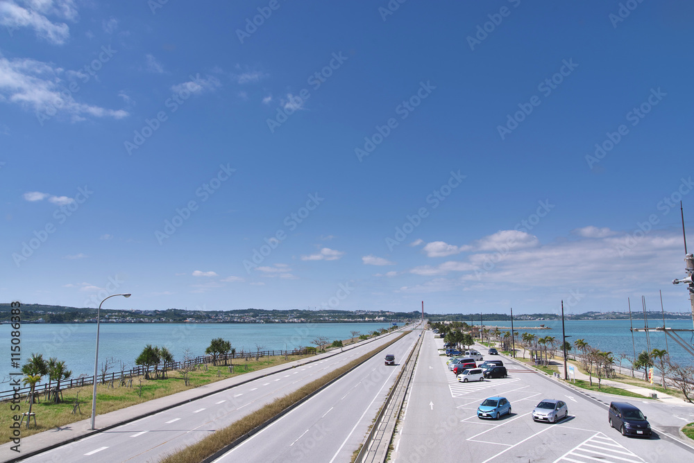 Fototapeta premium Winter of Uruma sea road