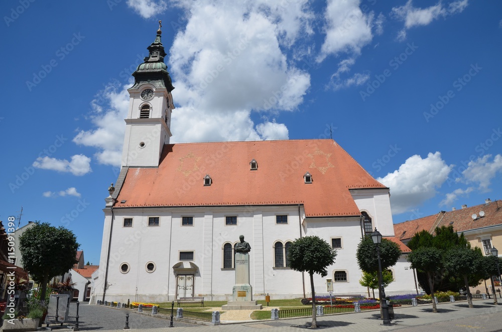 Eglise orthodoxe, toiture avec croix et étoiles de David Mosonmagyaróvár, Hongrie