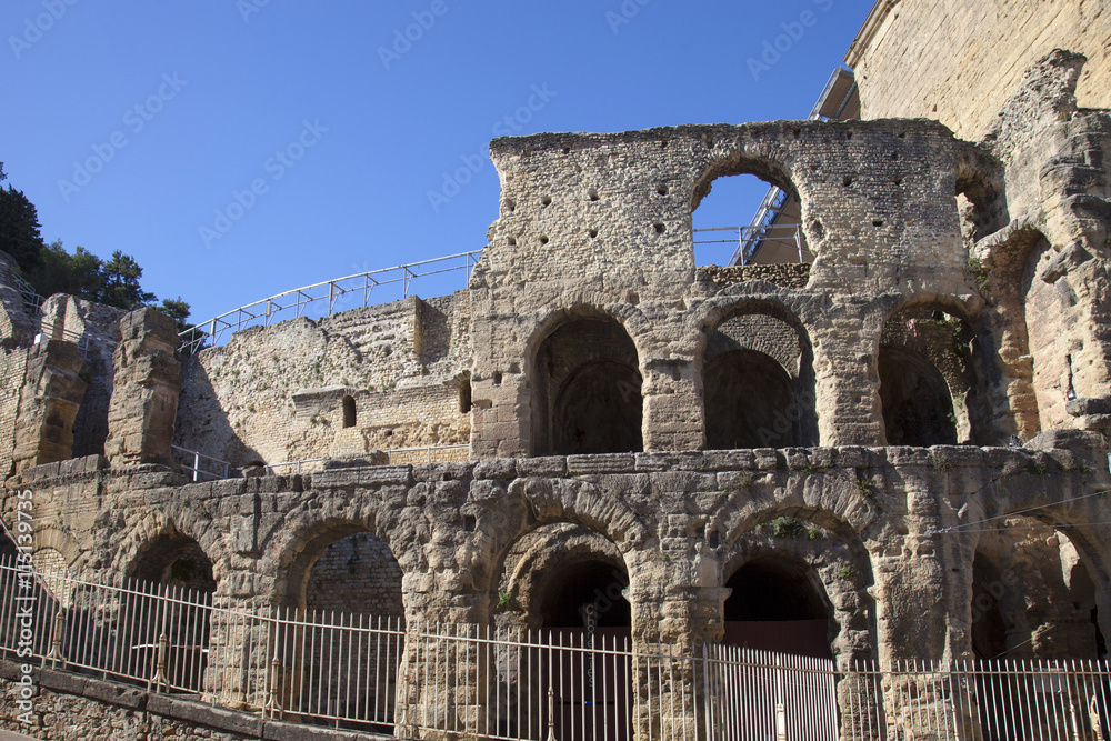 Francia,Provenza, l'anfiteatro romano a Orange.