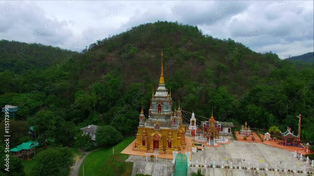 Aerial view Wat Maeklangluang,jomthong,chiangmai,thailand.
Aerial view Wat Maeklangluang,jomthong,chiangmai,thailand.