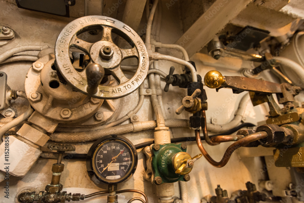 Fototapeta premium PEARL HARBOR, HAWAII - March 2, 2016 - Interior of USS Bowfin (S