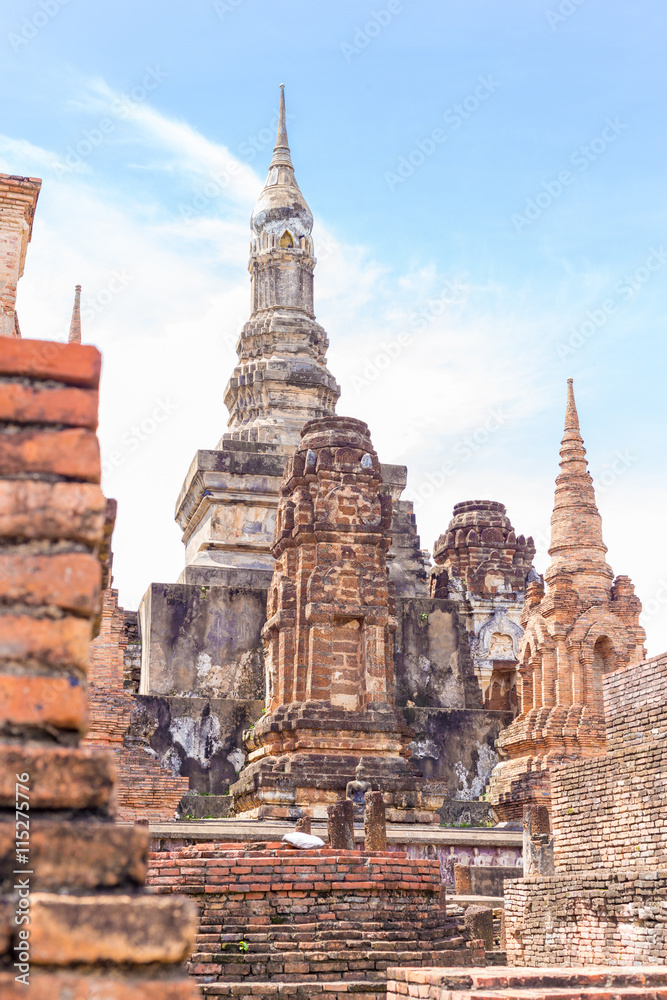 Fototapeta premium pagoda Sukhothai's style, Thailand
