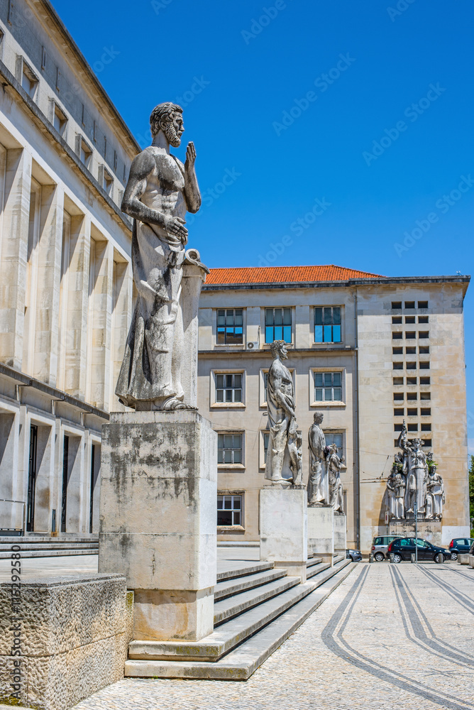 Obraz premium Demosthenes statue in Coimbra University, Portugal.