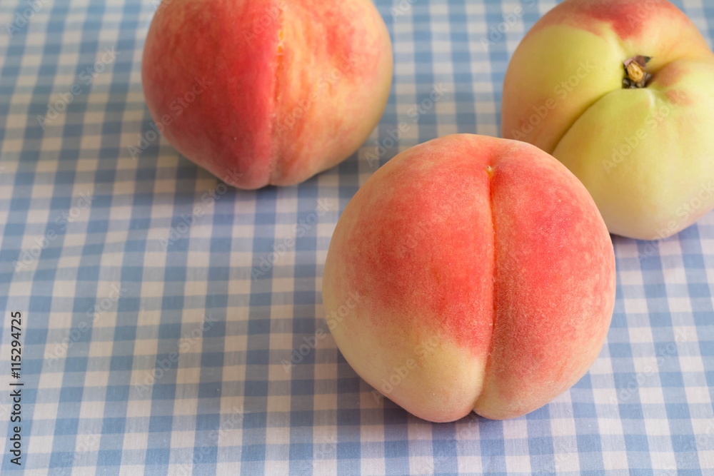 Peaches Peaches