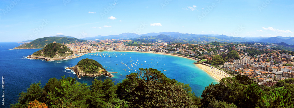 Naklejka premium Wybrzeże Basków w San Sebastian