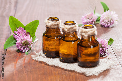 Composition of organic essential oils