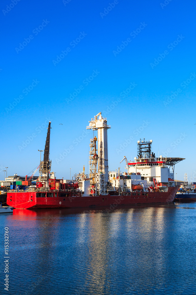 Light Well Intervention Boat (Mono Hull Vessel) - Offshore 