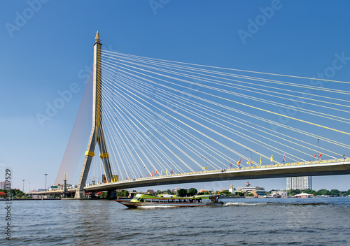The Rama VIII bridge over the Chao Phraya river in Bangkok, Thailand. © sonatalitravel