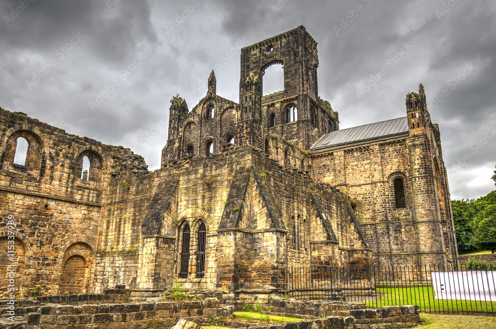 Fototapeta premium Kirkstall Abbey - Leeds.