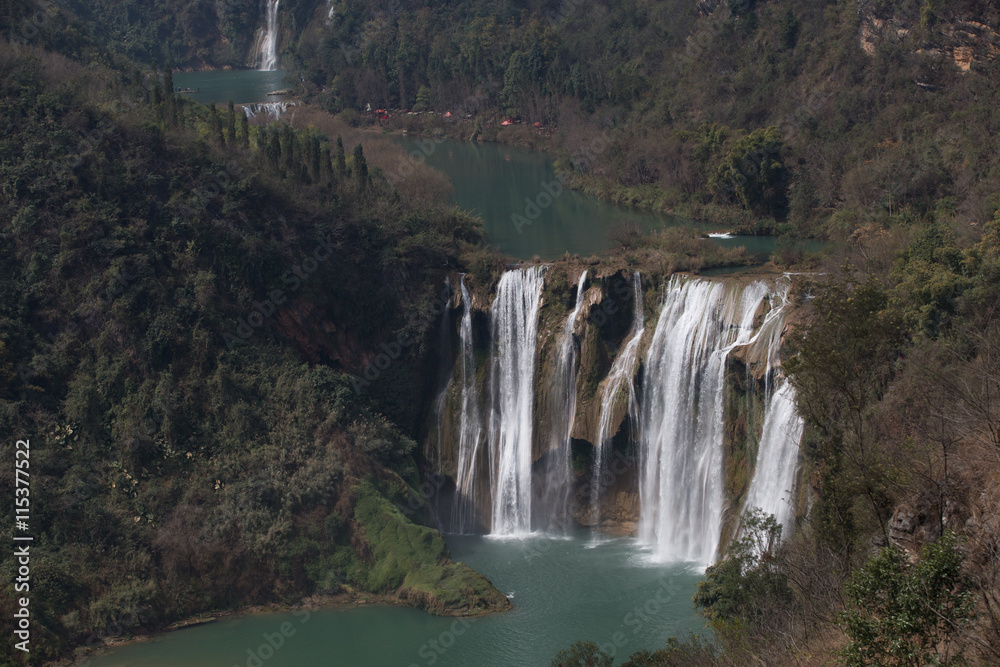 Fototapeta premium The Jiulong (nine dragon )waterfall yunnan, china.