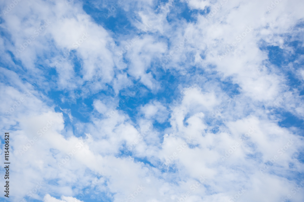 Obraz premium The blue sky with white cloud as background